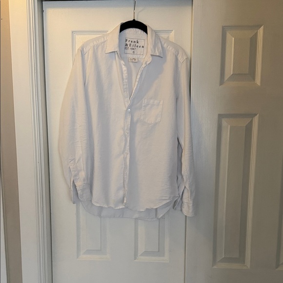 Frank & Eileen Tops - Frank & Eileen Classic White Button Down Shirt